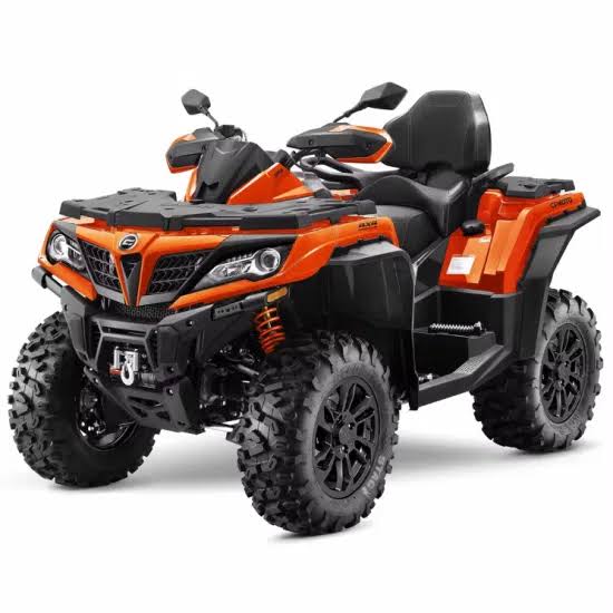 ATV portocaliu pentru explorarea insulei