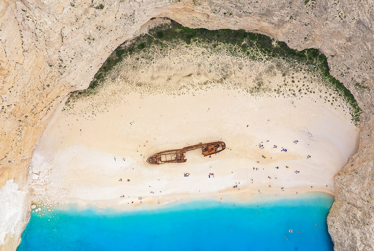 Golful Navagio și apele turcoaz din Zakynthos